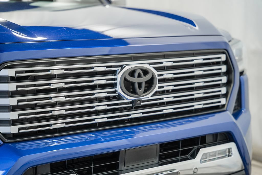 Certified 2025 Toyota Tacoma Limited AWD/4WD image 9
