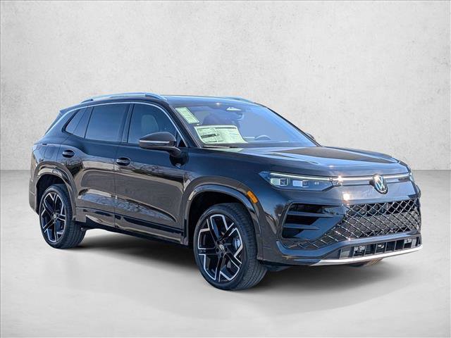 New 2026 Volkswagen Tiguan SEL R-Line image 3