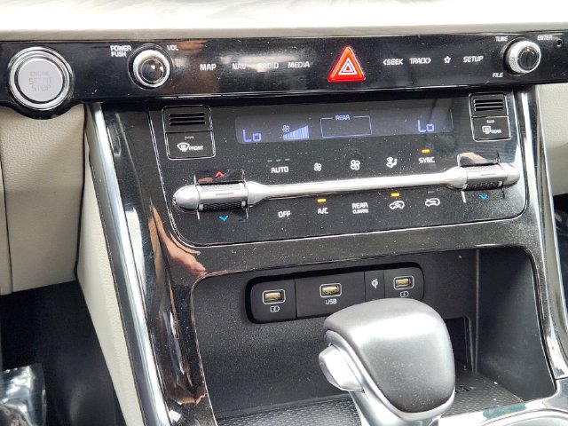 Used 2022 Kia Carnival EX FWD image 36