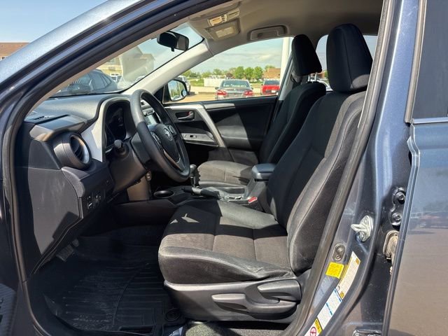 Used 2014 Toyota RAV4 LE AWD/4WD image 11