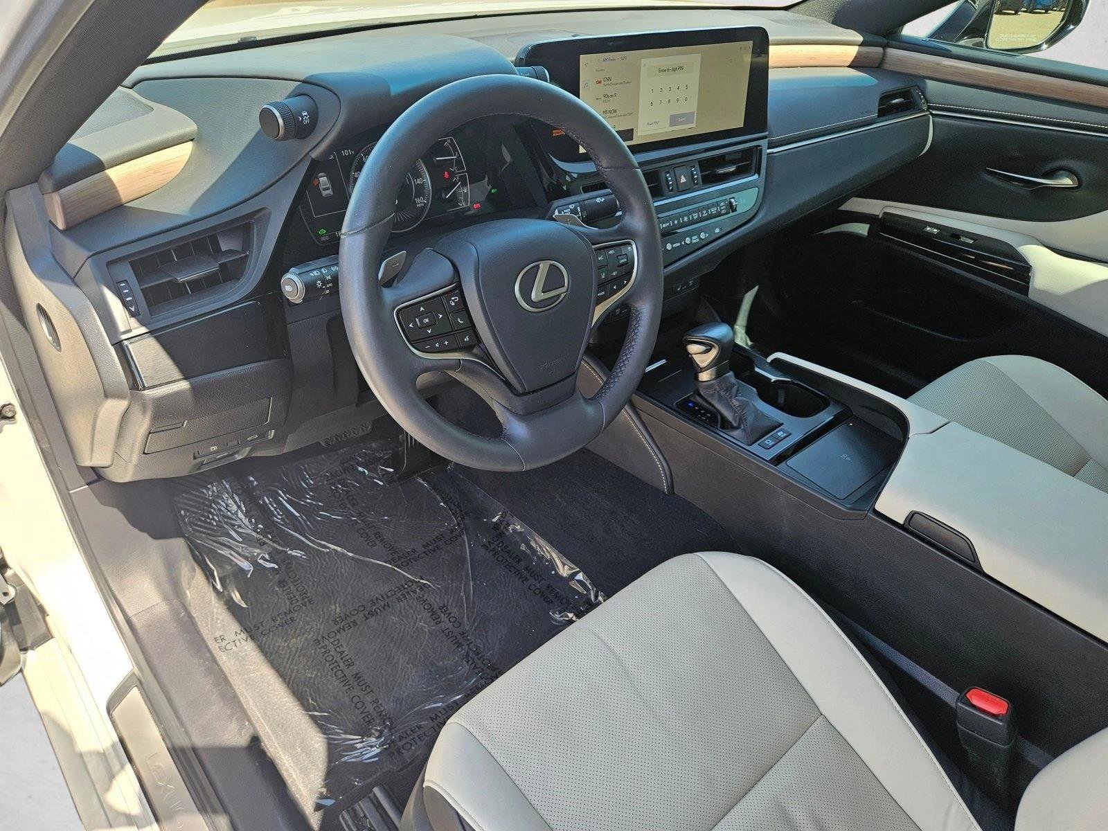 Used 2023 Lexus ES 300h w/ Premium Package FWD image 10