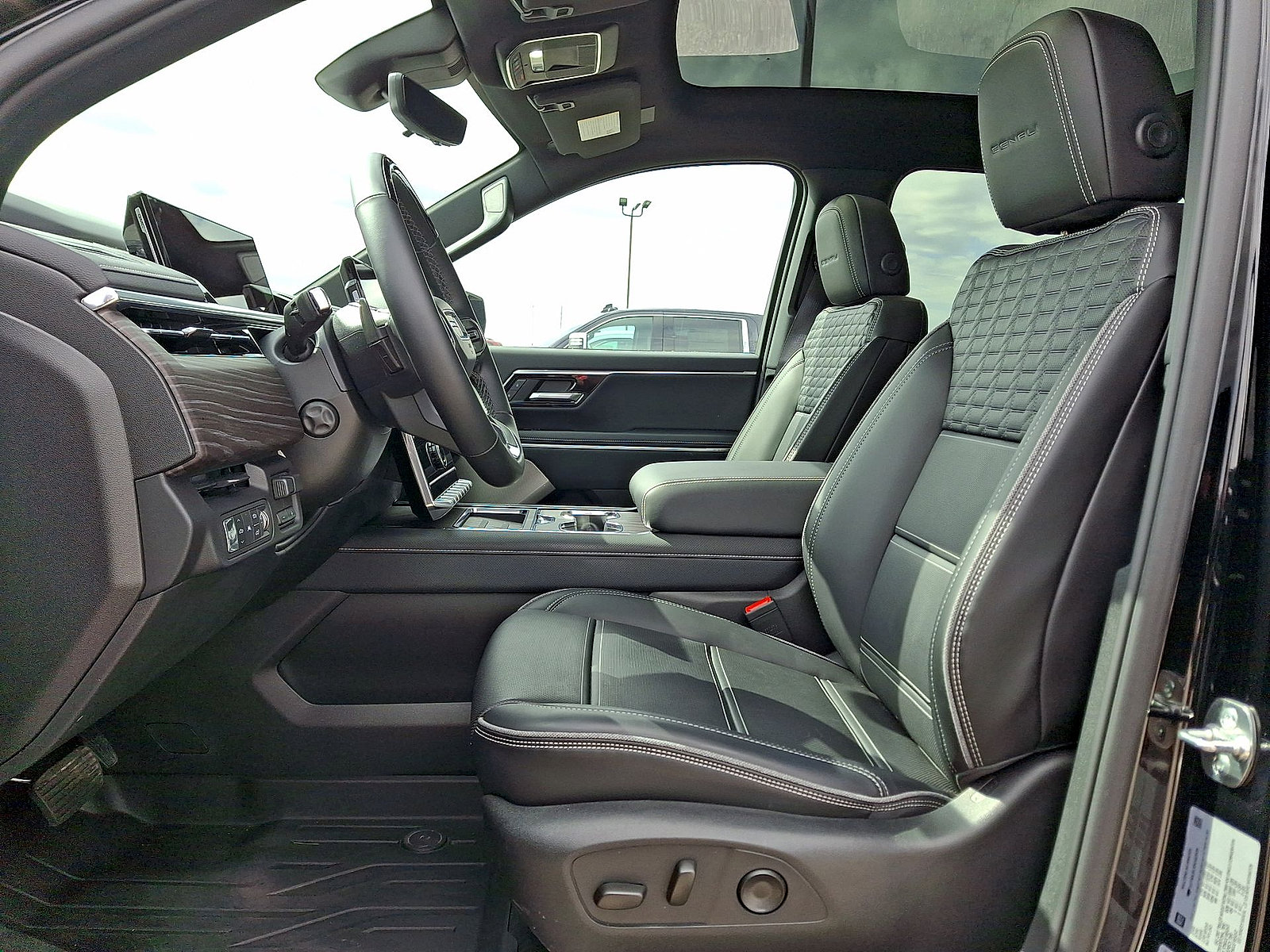 New 2025 GMC Sierra EV Denali AWD/4WD image 14
