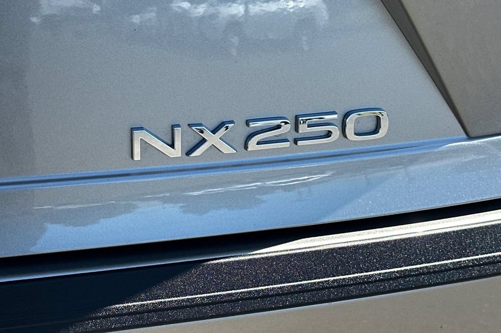 Used 2025 Lexus NX 250 FWD w/ Accessory Package (Z2) image 33