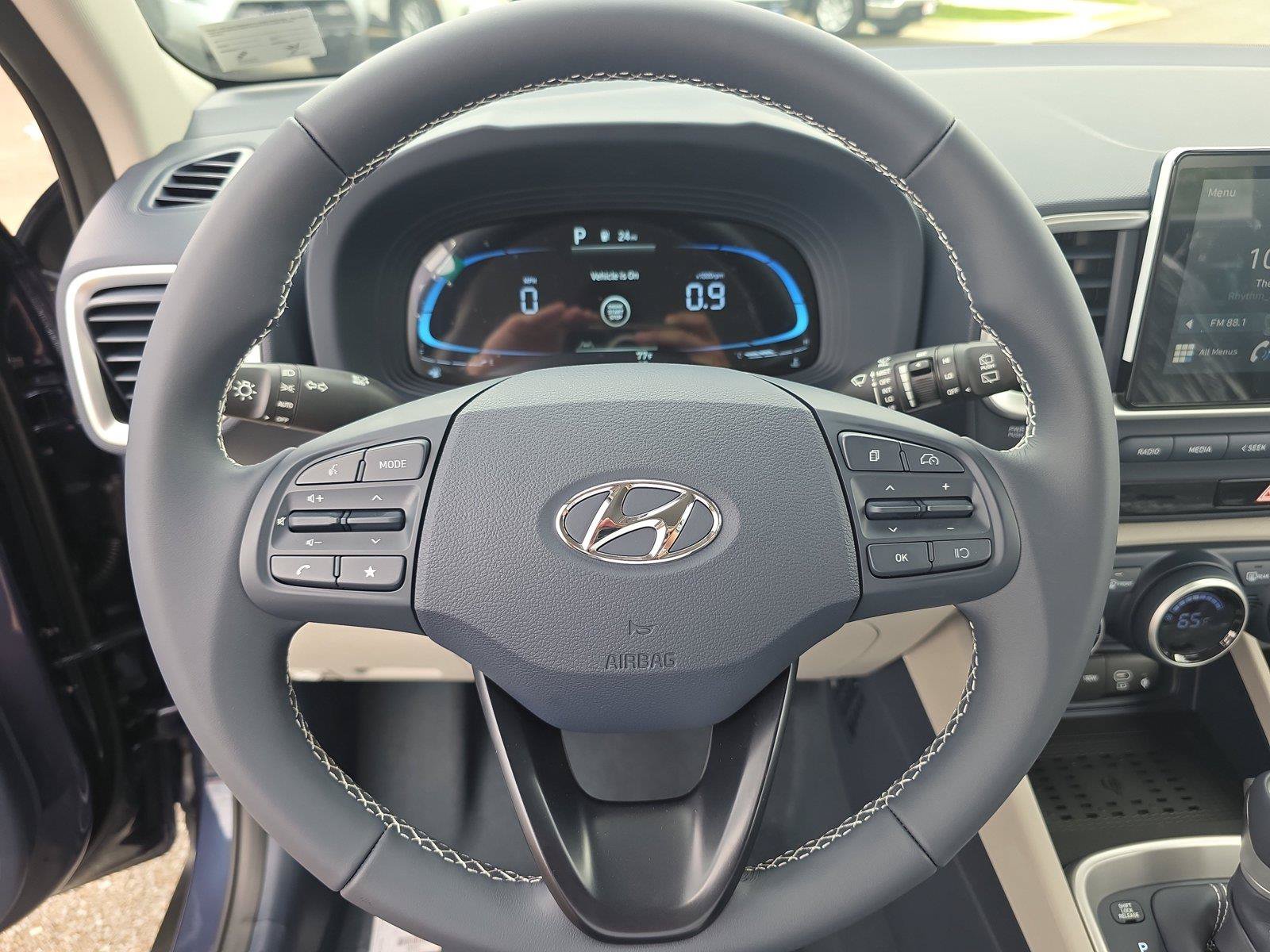 New 2026 Hyundai Venue SEL FWD image 14