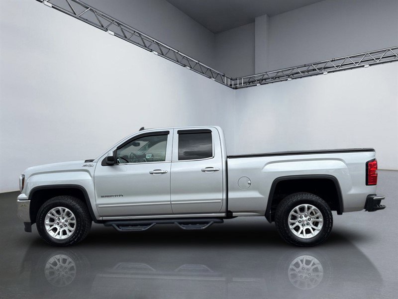 Used 2019 GMC Sierra 1500 SLE w/ SLE Value Package AWD/4WD image 2