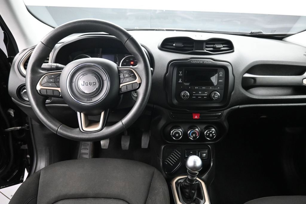 Used 2015 Jeep Renegade Sport w/ Power & Air Group FWD image 11
