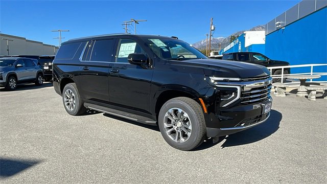 New 2026 Chevrolet Suburban LT w/ Comfort Package image 34