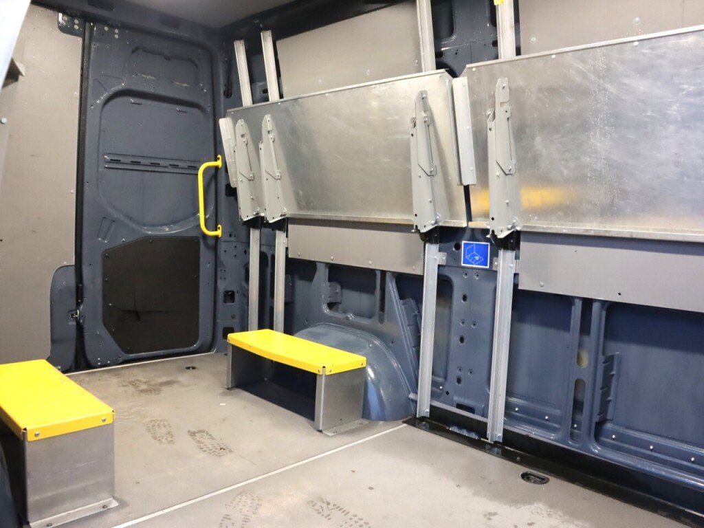 Used 2019 Mercedes-Benz Sprinter 144 image 28