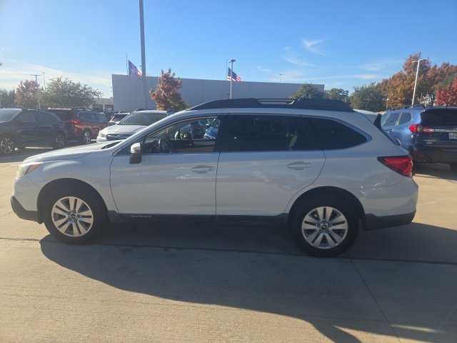 Used 2016 Subaru Outback 2.5i Premium image 5