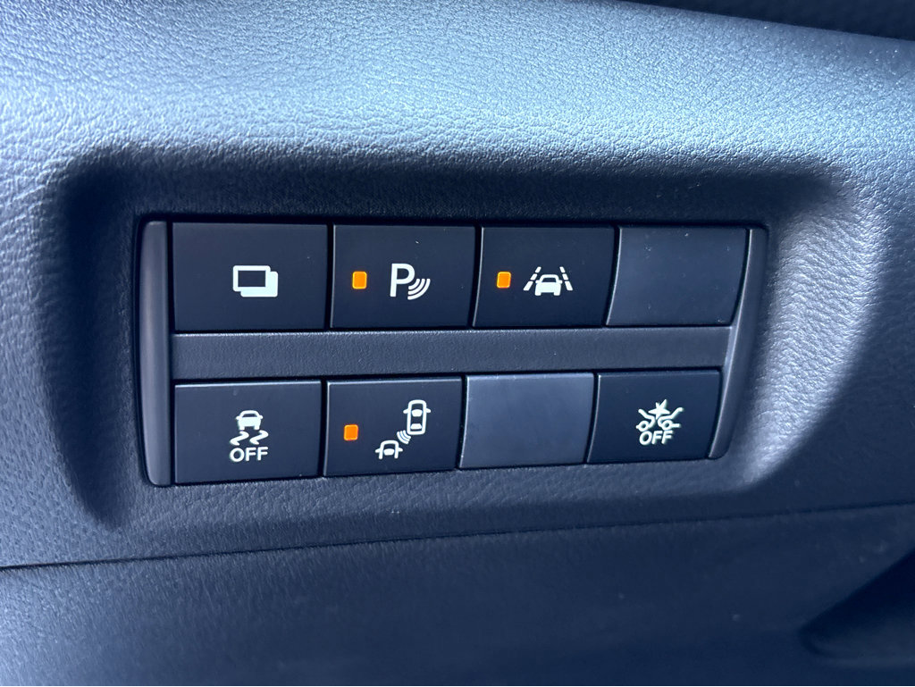 New 2025 Nissan Kicks Play S image 11