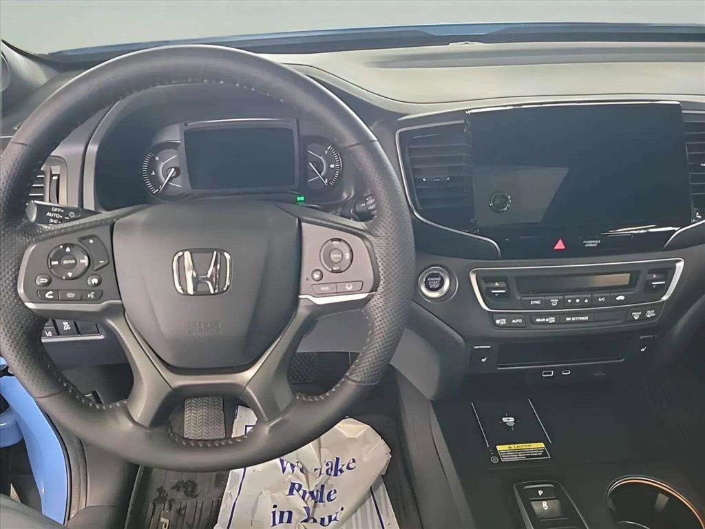 Used 2024 Honda Passport TrailSport image 10