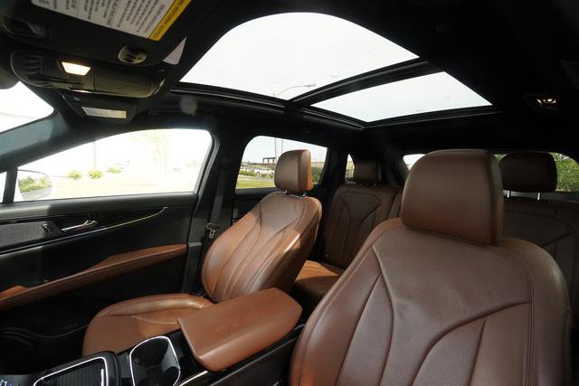 Used 2023 Lincoln Nautilus Reserve image 24