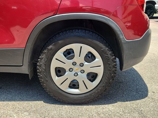Used 2015 Chevrolet Trax LS FWD image 29
