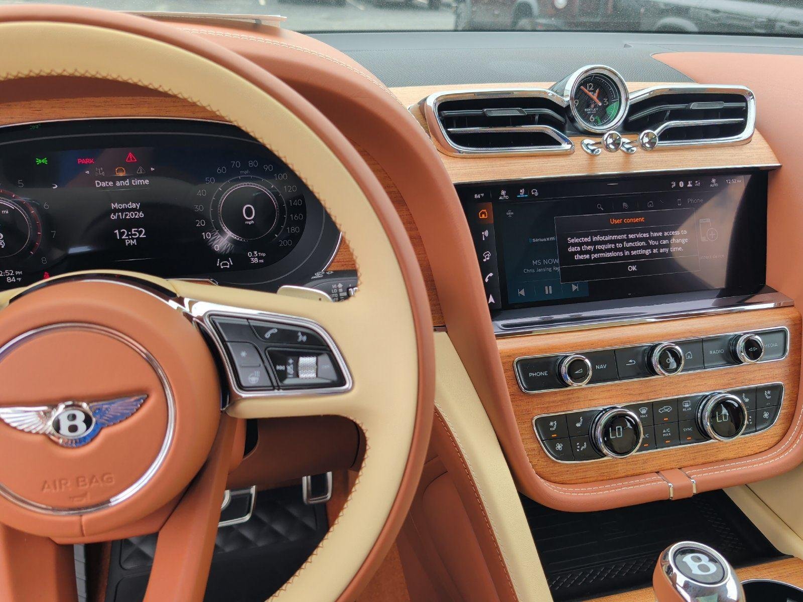 New 2026 Bentley Bentayga Extended Wheelbase AWD/4WD image 8