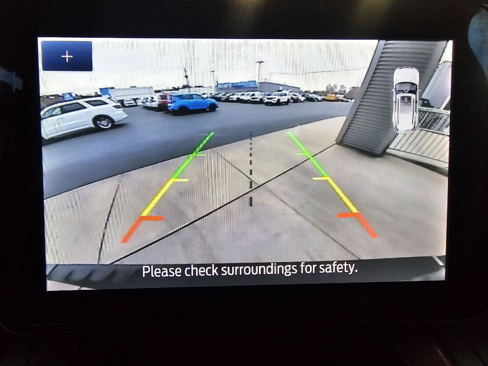 Used 2022 Ford Explorer XLT image 27