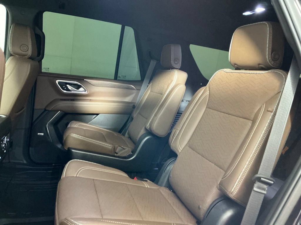 Used 2023 Chevrolet Tahoe High Country RWD image 25