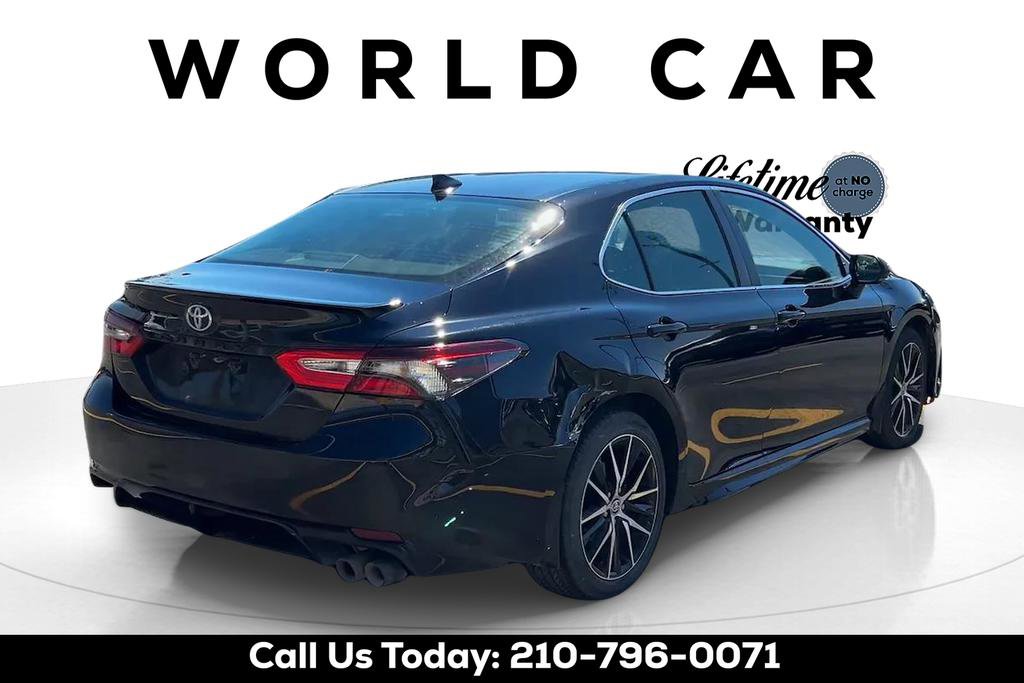 Used 2024 Toyota Camry SE FWD image 7