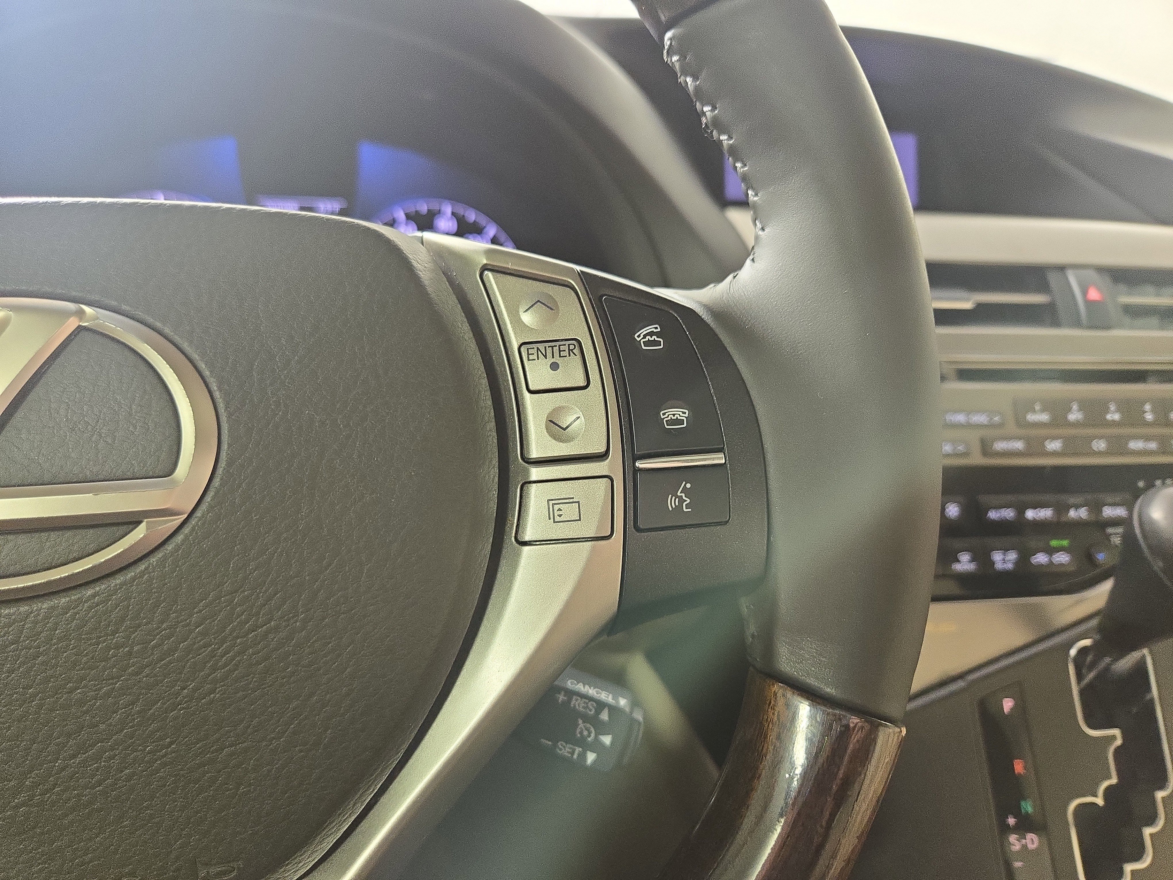 Used 2013 Lexus RX 350 FWD w/ Premium Pkg image 16