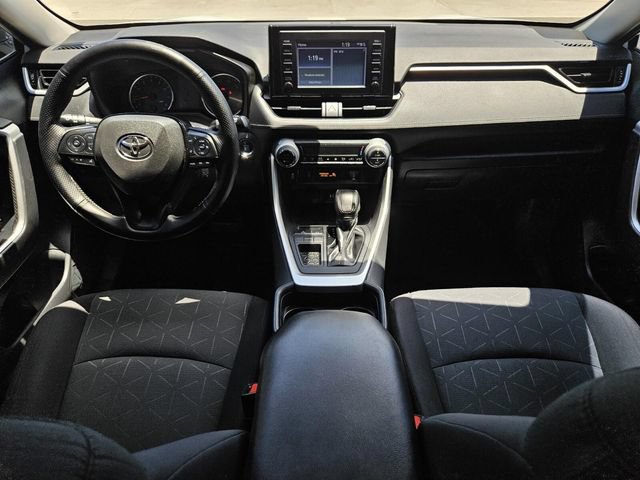 Used 2019 Toyota RAV4 XLE w/ Convenience Package FWD image 27