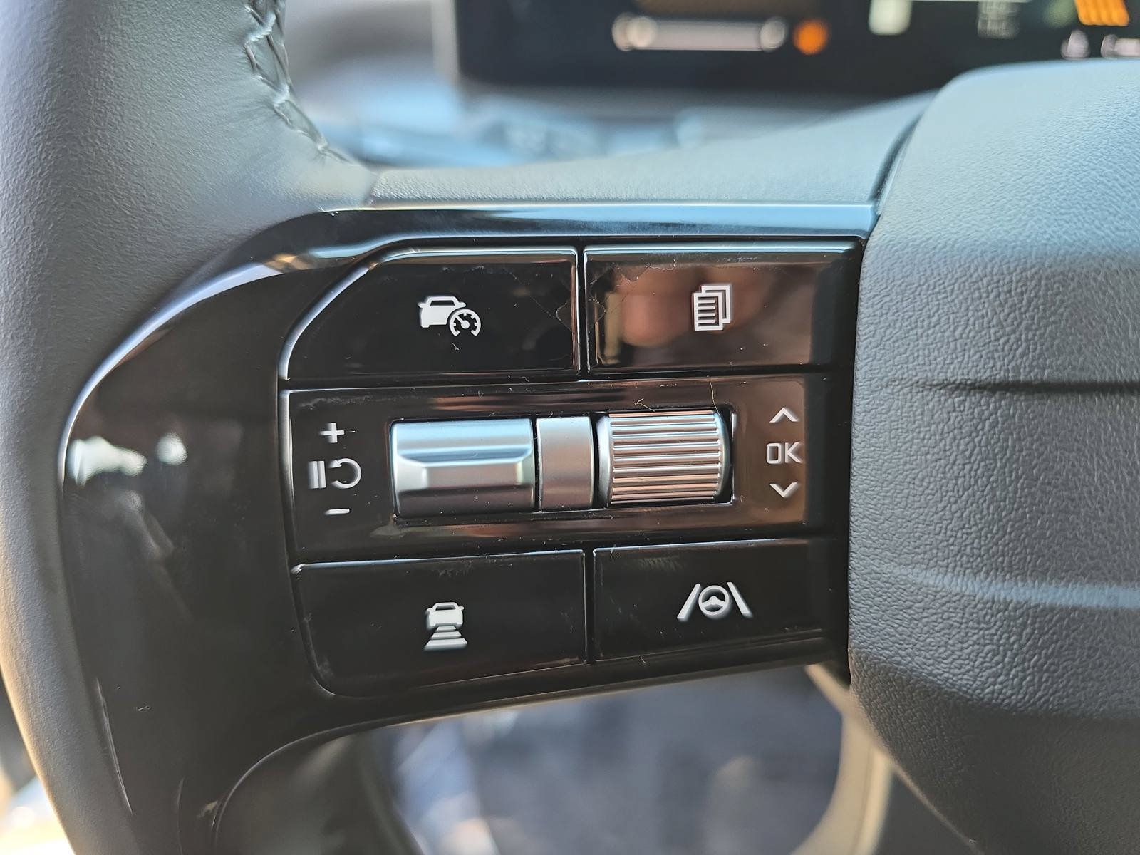 New 2026 Kia Sorento S AWD/4WD image 19