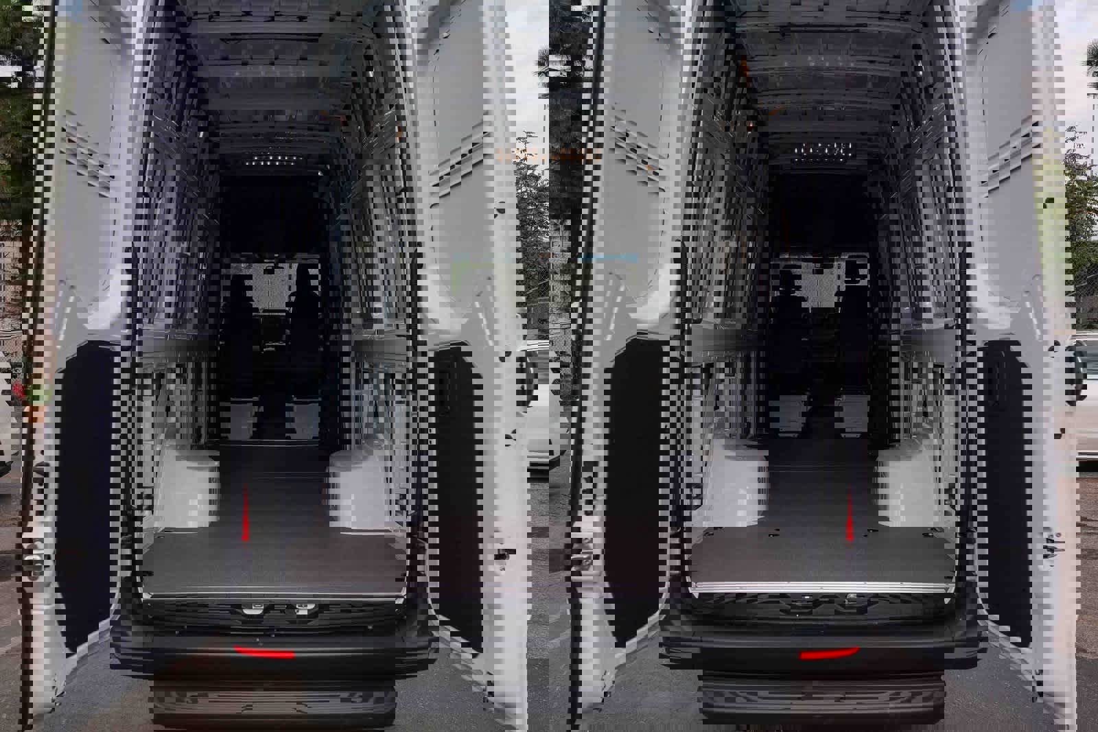 Used 2025 Mercedes-Benz Sprinter 3500 image 26