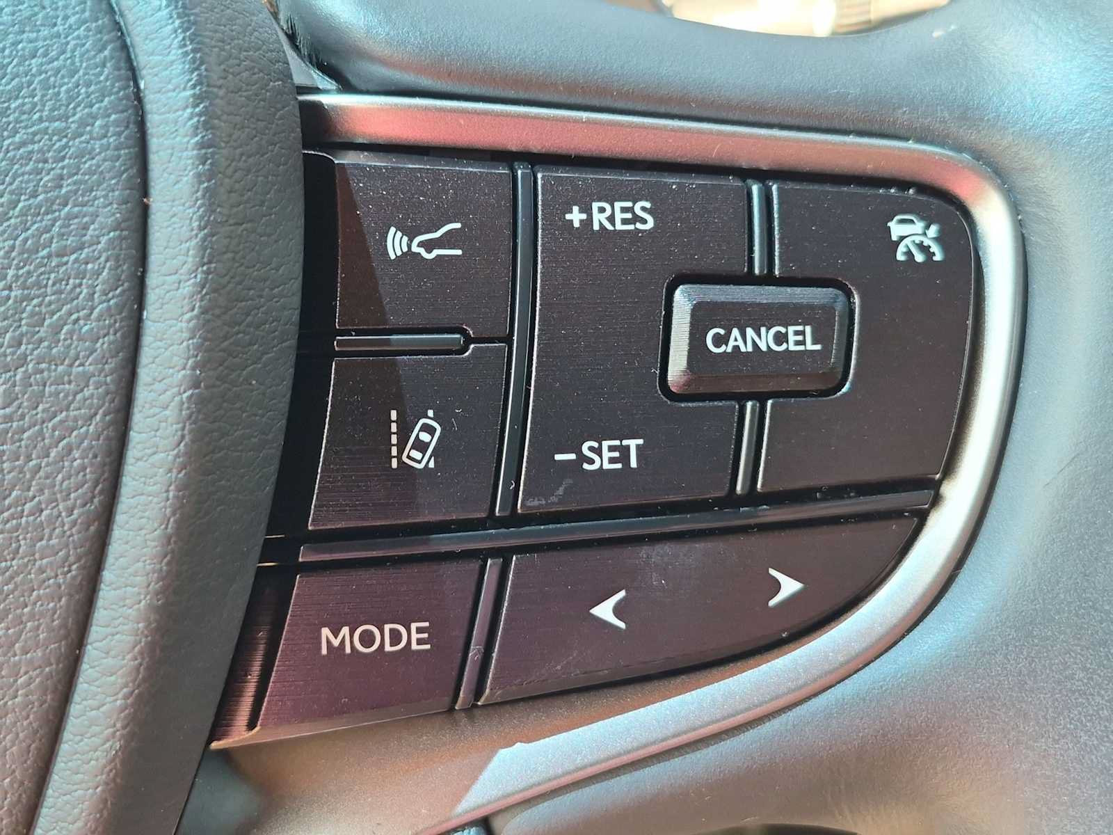 Used 2024 Lexus ES 350 w/ Premium Package FWD image 27
