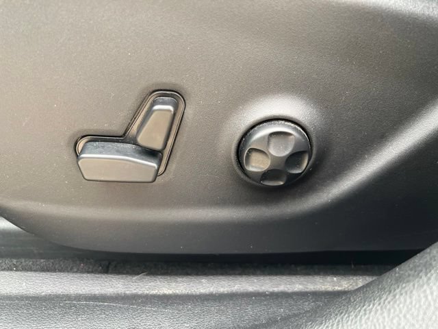 Certified 2019 Jeep Cherokee Limited AWD/4WD image 19