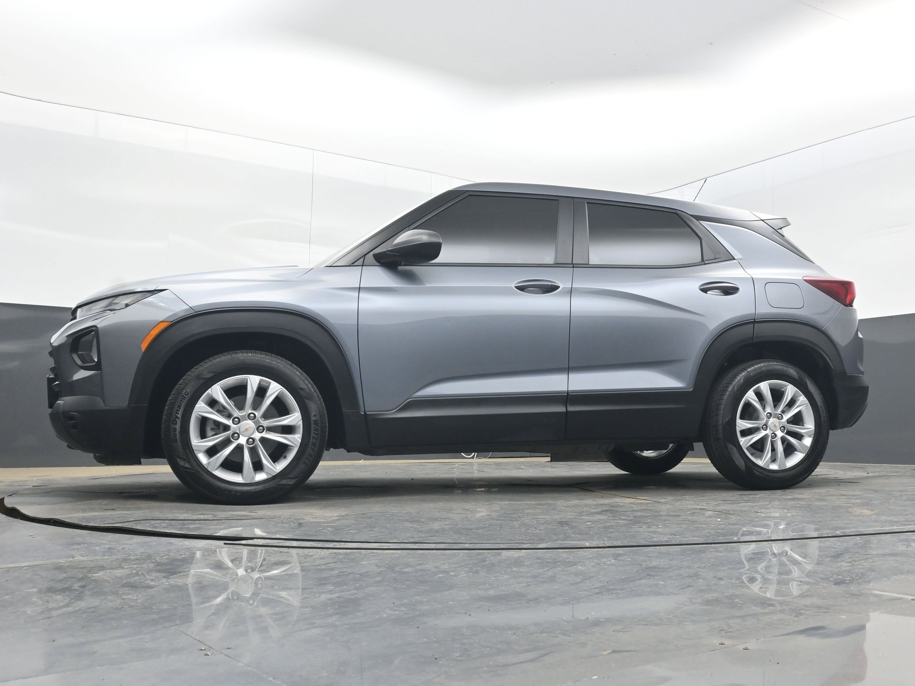 Used 2022 Chevrolet TrailBlazer LS image 26