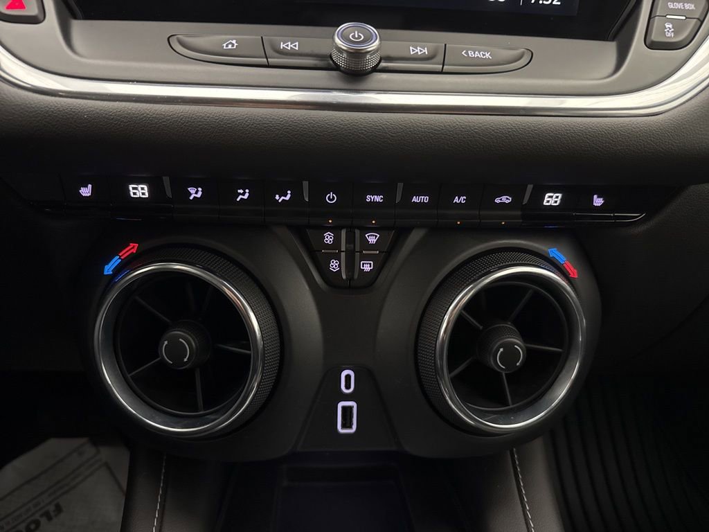 Used 2024 Chevrolet Blazer LT w/ Convenience Package image 34