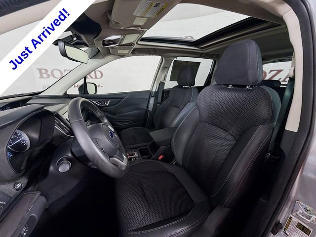 Used 2023 Subaru Forester Premium AWD/4WD image 5