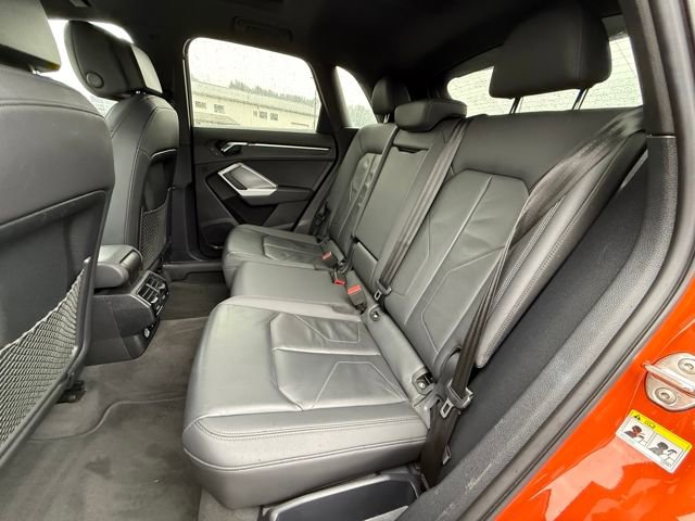 Used 2023 Audi Q3 2.0T Premium image 16