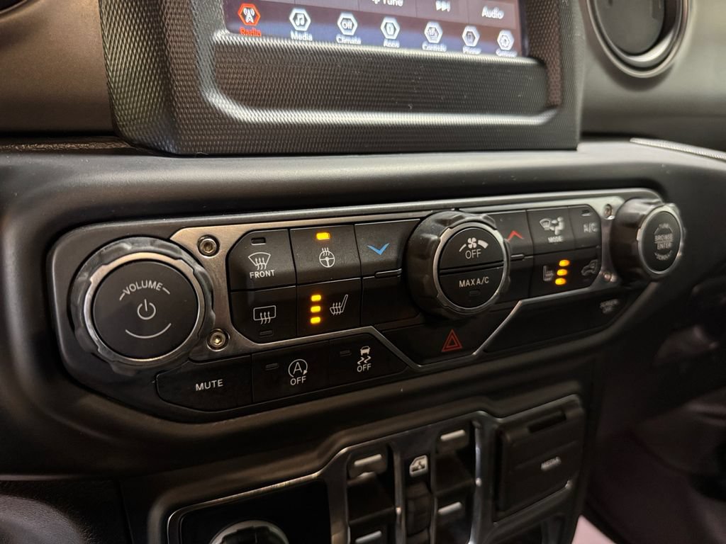 Used 2022 Jeep Wrangler Unlimited Sport AWD/4WD image 30