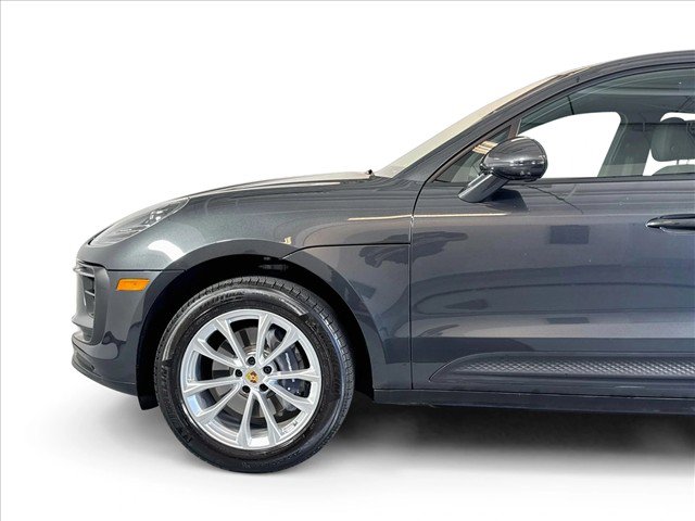 Certified 2026 Porsche Macan Turbo AWD/4WD image 27