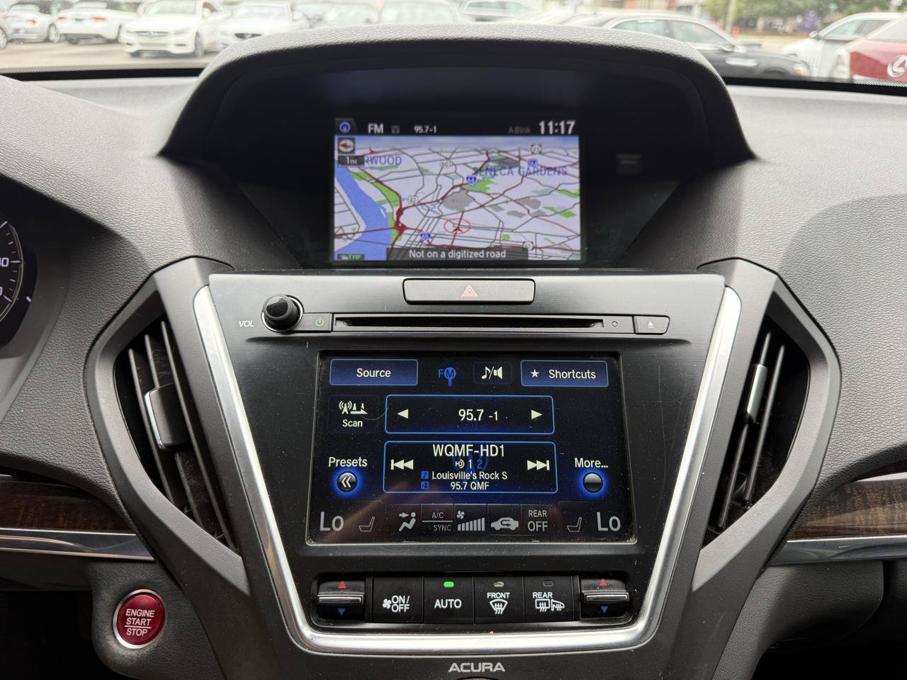 Used 2017 Acura MDX w/ Technology Package AWD/4WD image 10