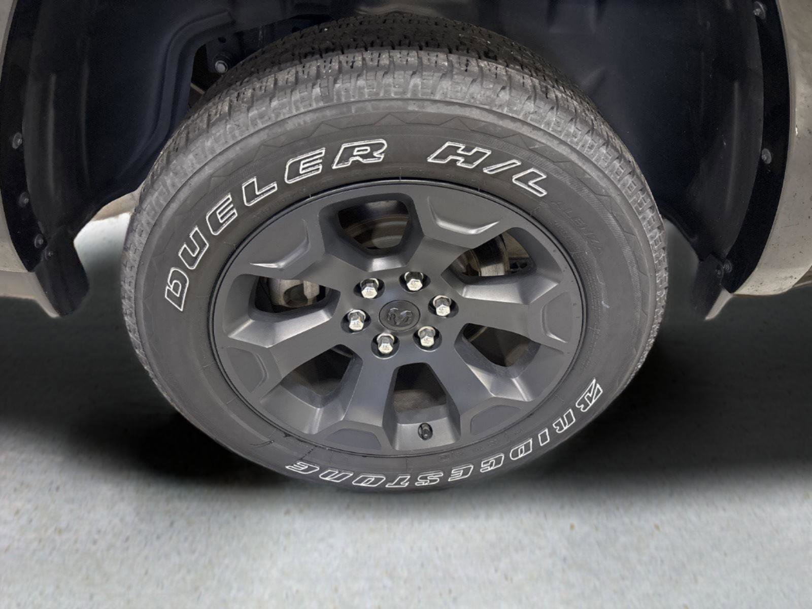 Used 2025 RAM 1500 Big Horn image 32