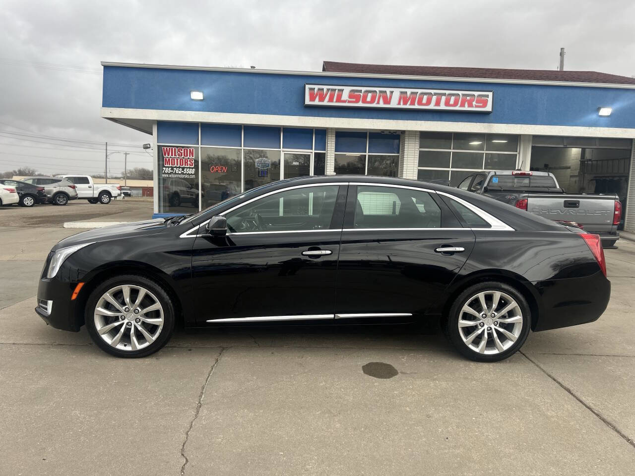 Used 2016 Cadillac XTS Luxury image 8