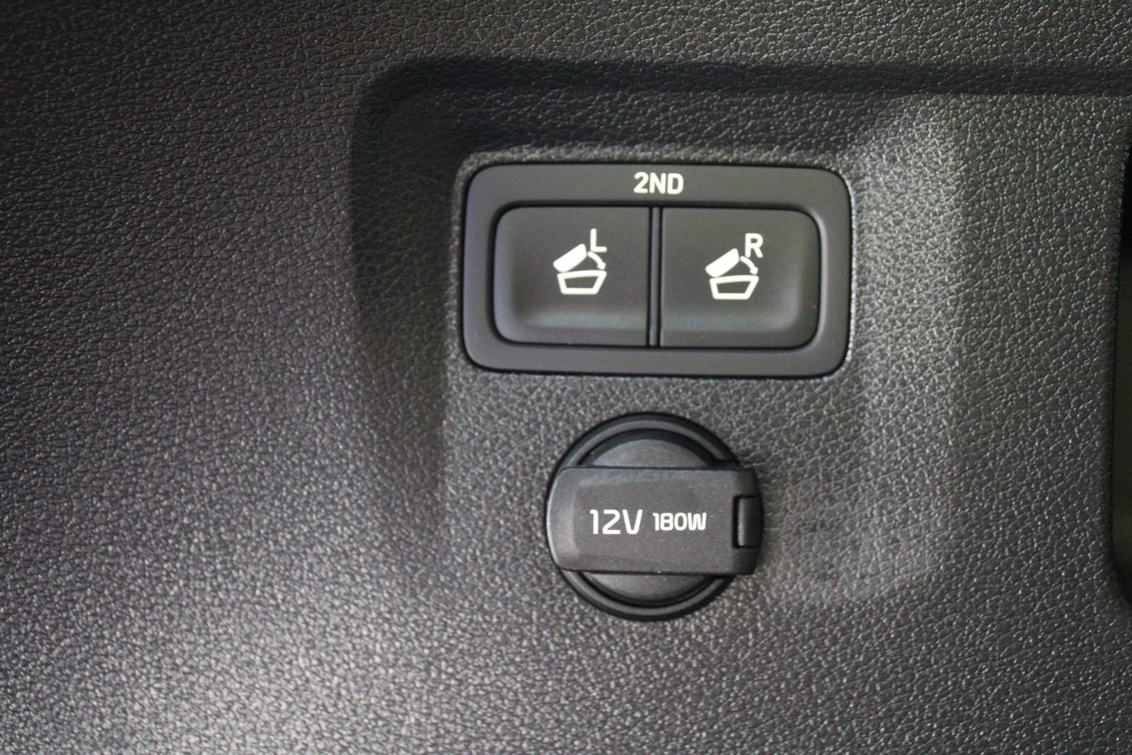 Certified 2025 Kia Telluride SX X-Line AWD/4WD image 12