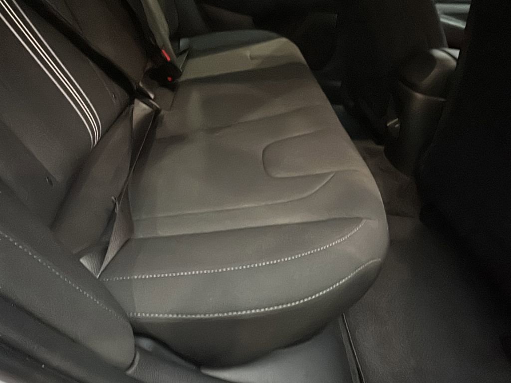 Certified 2025 Hyundai Elantra SEL image 14