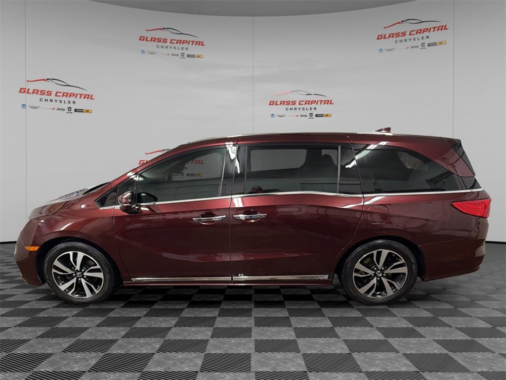 Used 2018 Honda Odyssey Elite image 2