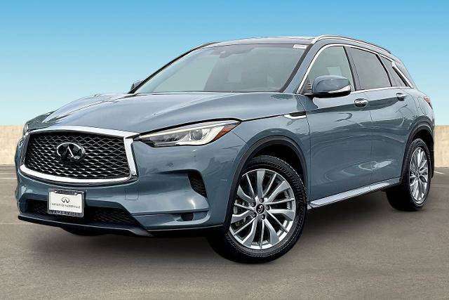 Certified 2023 INFINITI QX50 Luxe AWD/4WD image 3