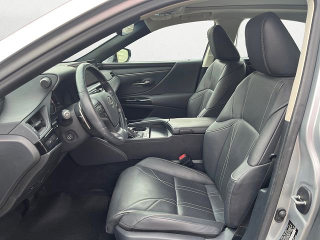 Used 2023 Lexus ES 350 Luxury w/ Accessory Package (Z2) image 10
