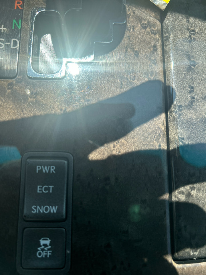 Used 2011 Lexus LS 460 w/ Comfort Pkg image 20