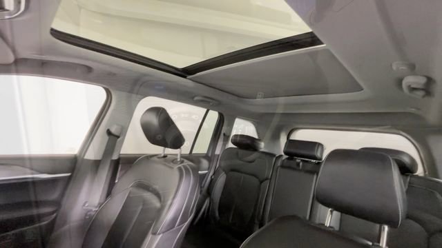 Used 2023 Jeep Grand Cherokee 4WD 4xe image 19