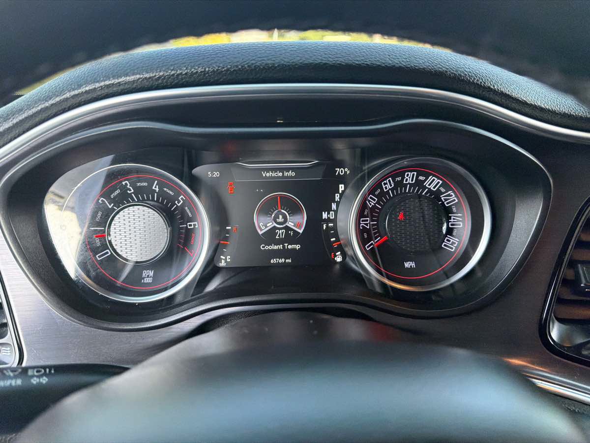 Used 2018 Dodge Challenger SXT RWD image 34
