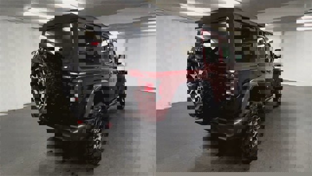 Used 2022 Jeep Wrangler Unlimited Rubicon w/ Cold Weather Group image 8