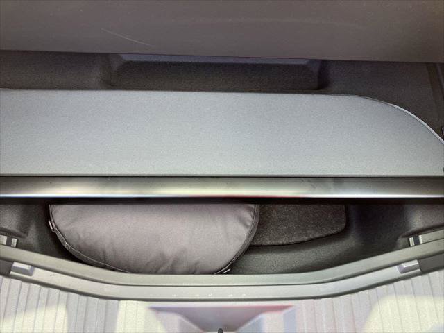 Certified 2026 Toyota bZ FWD image 27