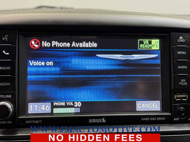 Used 2014 Chrysler Town & Country Touring image 25