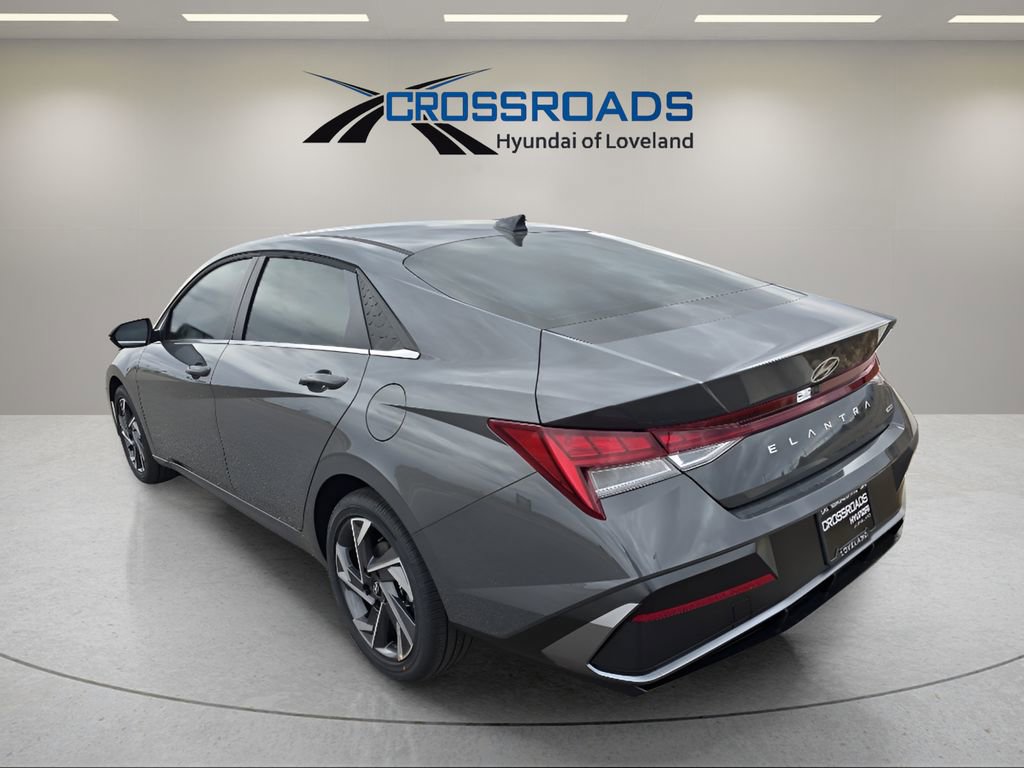 New 2026 Hyundai Elantra Limited FWD image 3