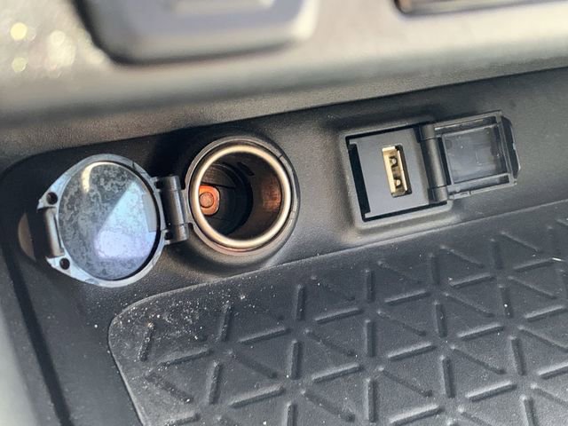 Used 2021 Toyota RAV4 XLE Premium AWD/4WD image 27