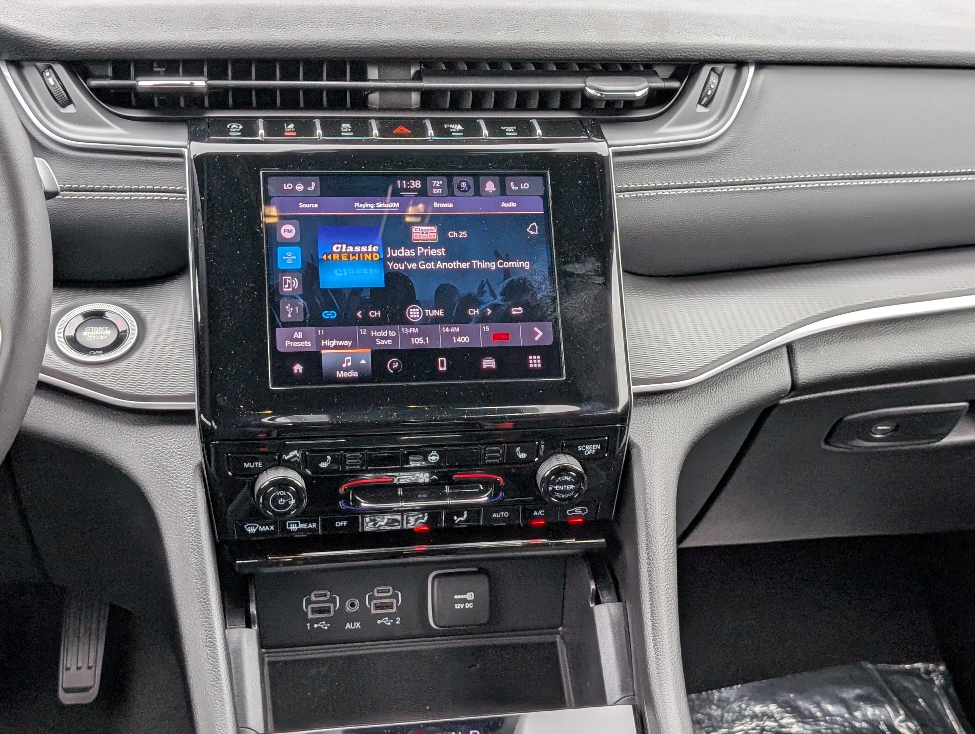 New 2025 Jeep Grand Cherokee Altitude AWD/4WD image 16